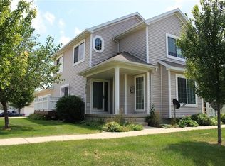 3916 Water View Ct SW, Cedar Rapids, IA 52404