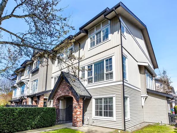2450 161a St #19, Surrey, BC V3Z 8K4