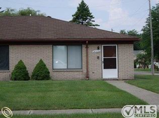 31109 Grove, Fraser, MI 48026