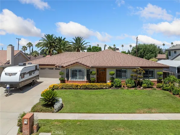 9150 Boxwood Ave, Fontana, CA 92335