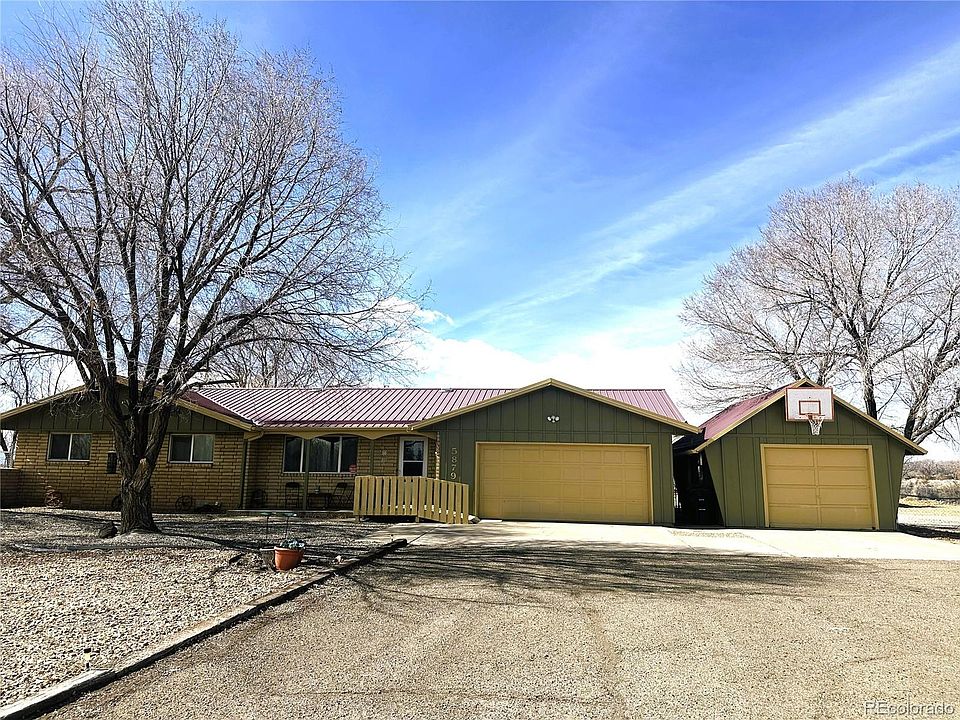 1st image of 5879 Blue Spruce Avenue
