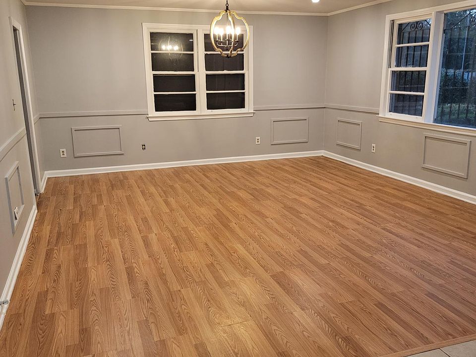 2nd image of 1829 Mitchell St