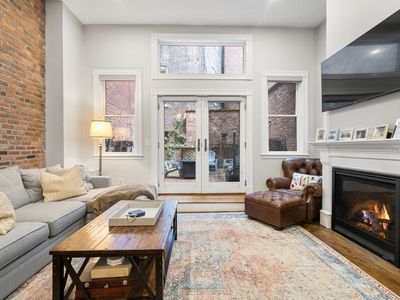 290 North St #1, Boston, MA, 02113