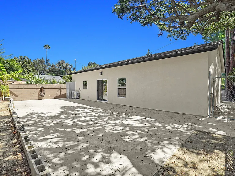 1223 S Santa Anita Ave — Photo 23