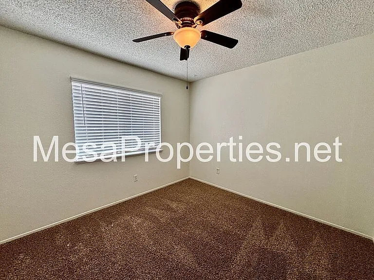 14145 Heritage Ct — Photo 10