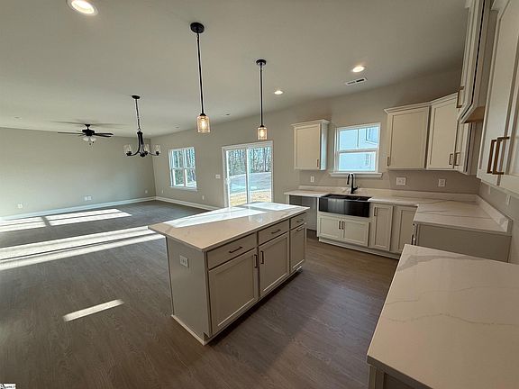 5th image of 88 Wilson St