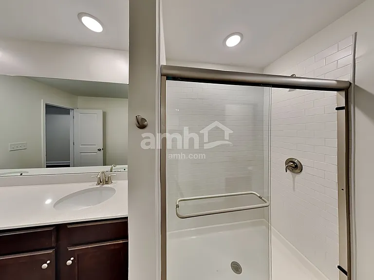 15712 Thomas Rd — Photo 15