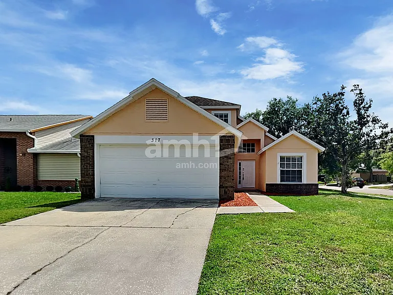 317 Morning Creek Cir — Photo 1