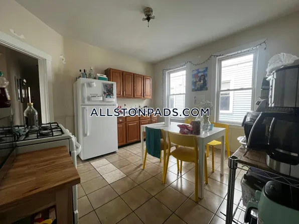 5 Harvard Ter APT 3, Boston, MA 02134