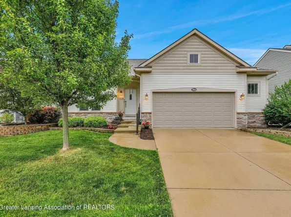 7564 Roxborough Ln, Grand Ledge, MI 48837