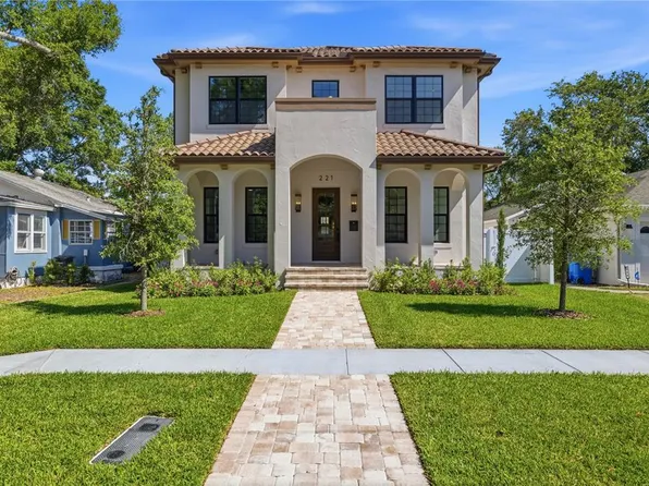 221 43rd Ave N, Saint Petersburg, FL 33703