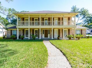 1023 Kanah Ln, Houston, TX 77090