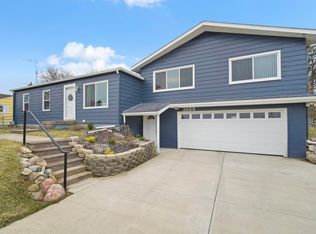 1055 Cranbrook Dr, Jackson, MI 49201