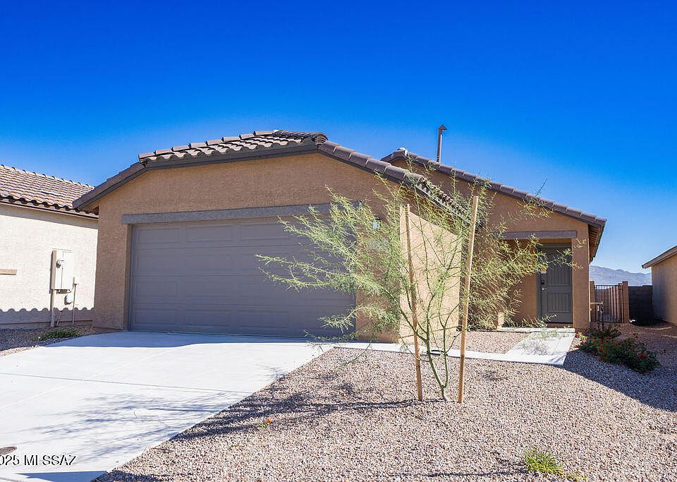 1st image of 4735 S Verdin Valley Dr