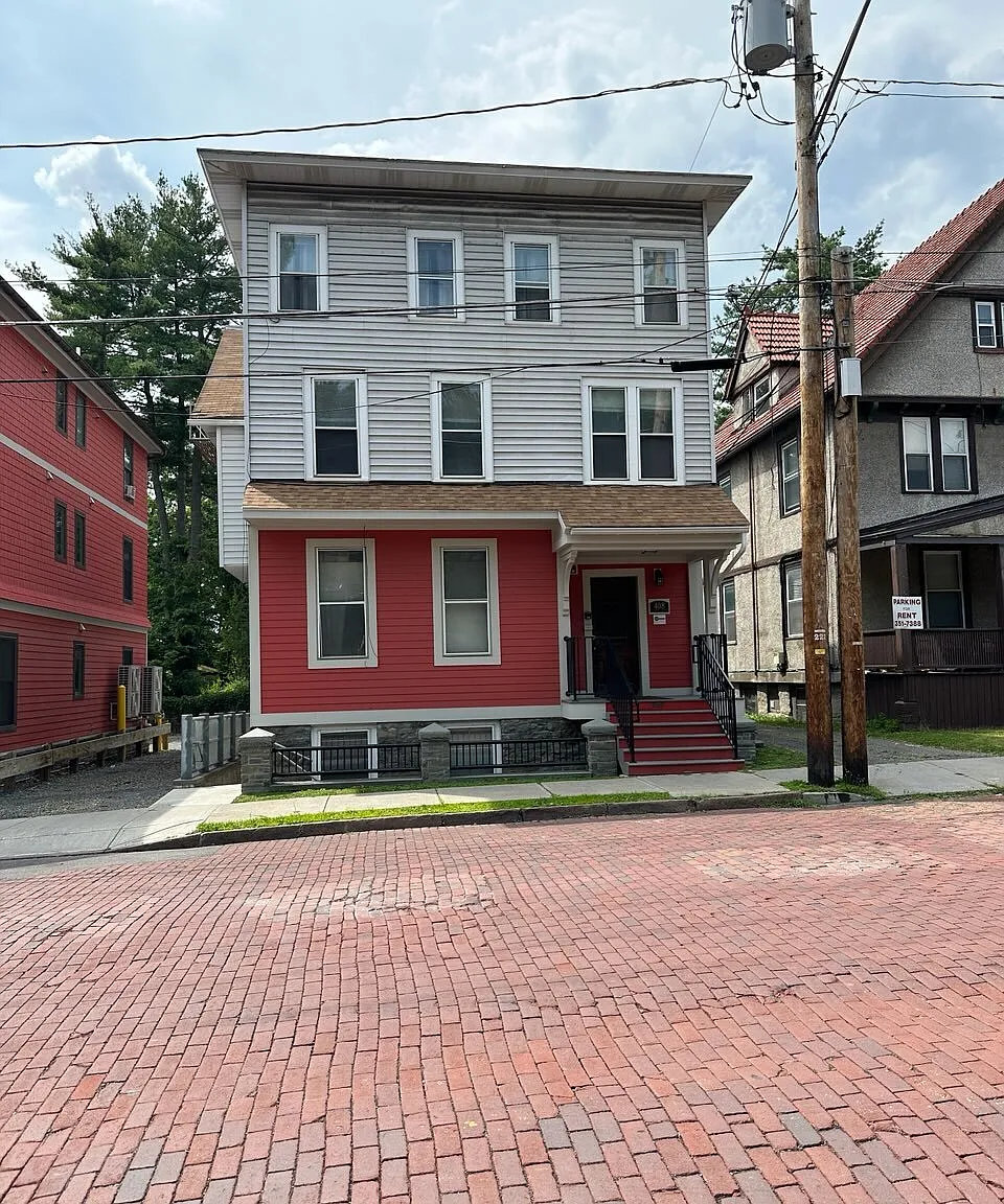 408 Stewart Ave — Photo 1