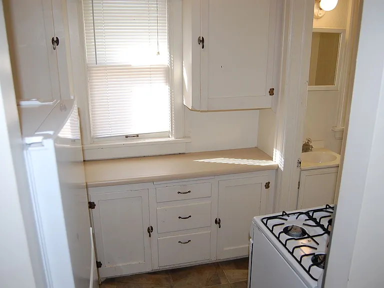 1345 B Street — Photo 9