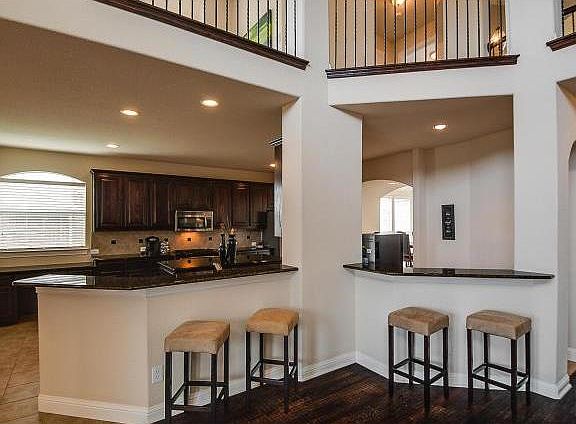2nd image of 1728 Redcedar Dr
