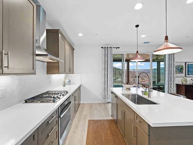 23912 Phoebe Dr — Photo 6