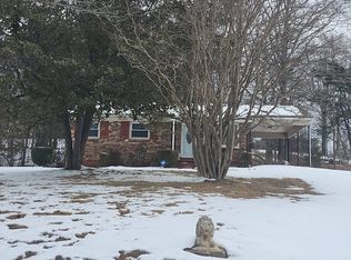 241 Providence Ln, Martinsville, VA 24112