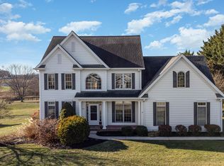 1129 Fox Run Ter, Hanover, PA 17331