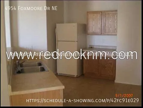 4954 Foxmoore Dr NE — Photo 2