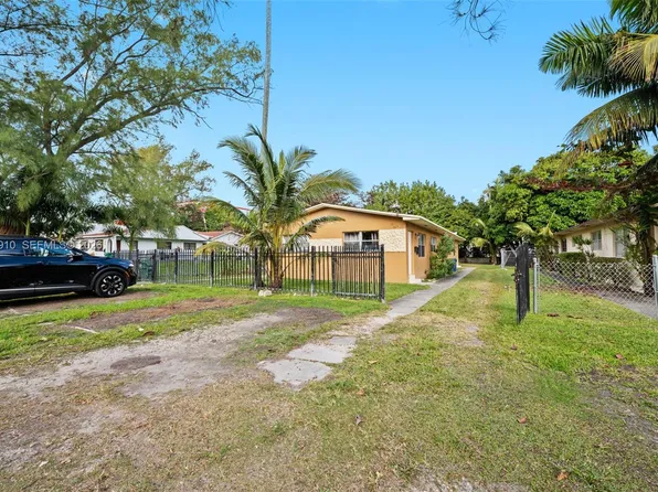 1429 NE 118th Ter, Miami, FL 33161