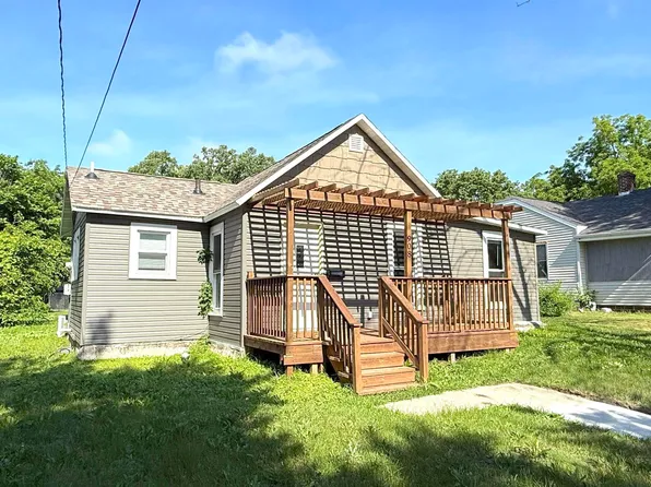 908 N Pennsylvania Ave, Mason City, IA 50401