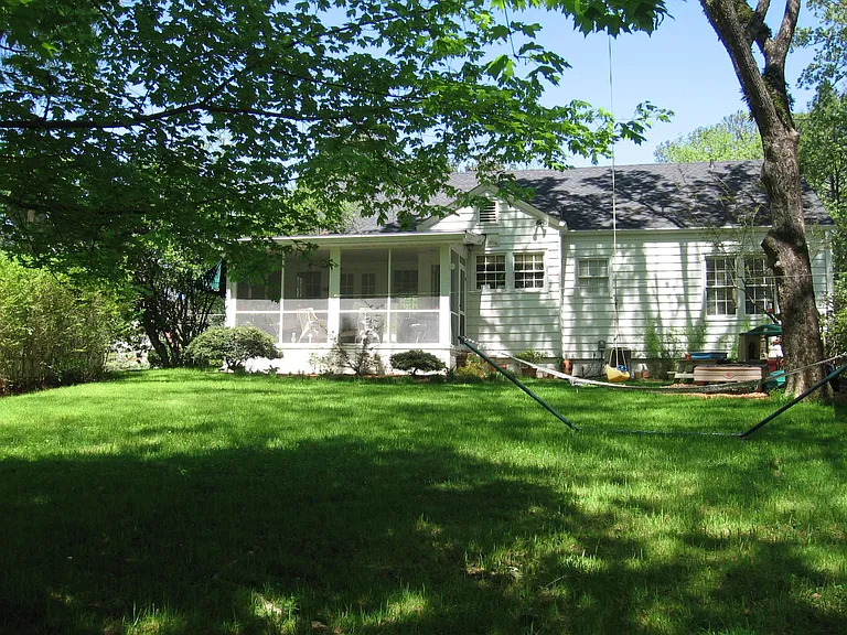 7 Virginia Cir SW — Photo 29