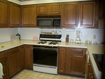 2141_Tervan_kitchen2_lg