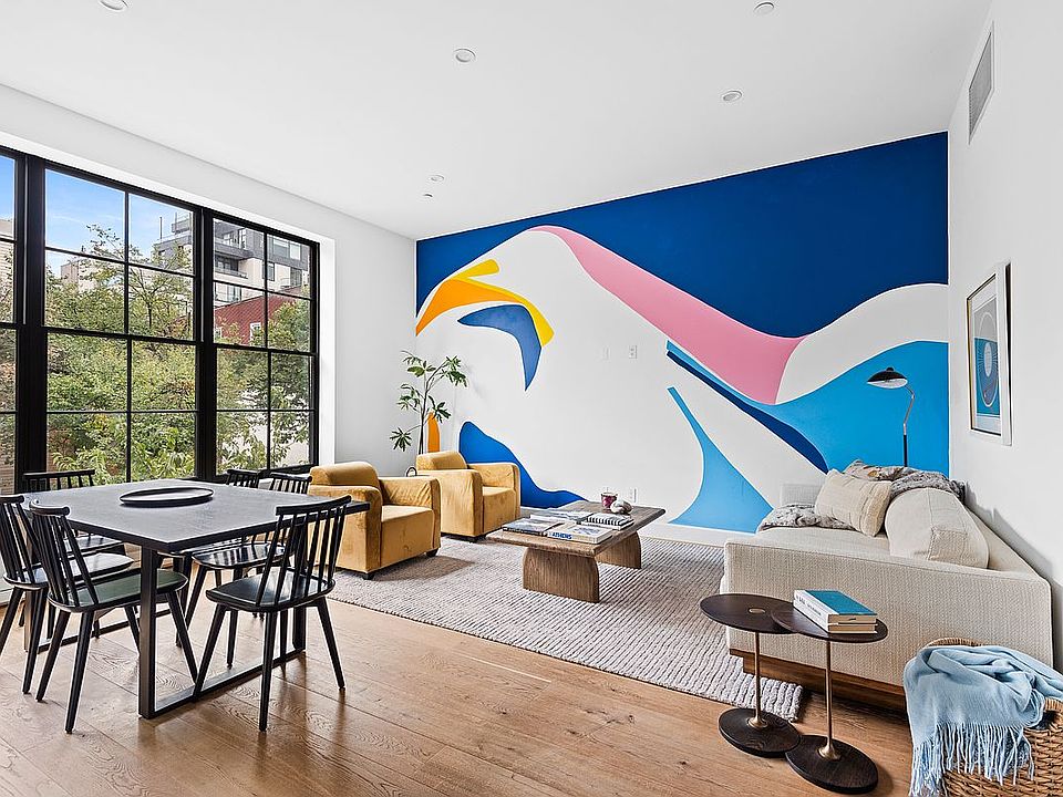 1st image of 282 N 6th St APT 2B