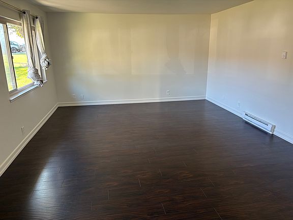 3rd image of 1011 Bailard Ave APT 1