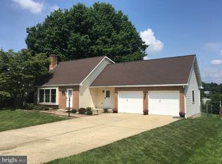 2011 Girard Ave, West Lawn, PA