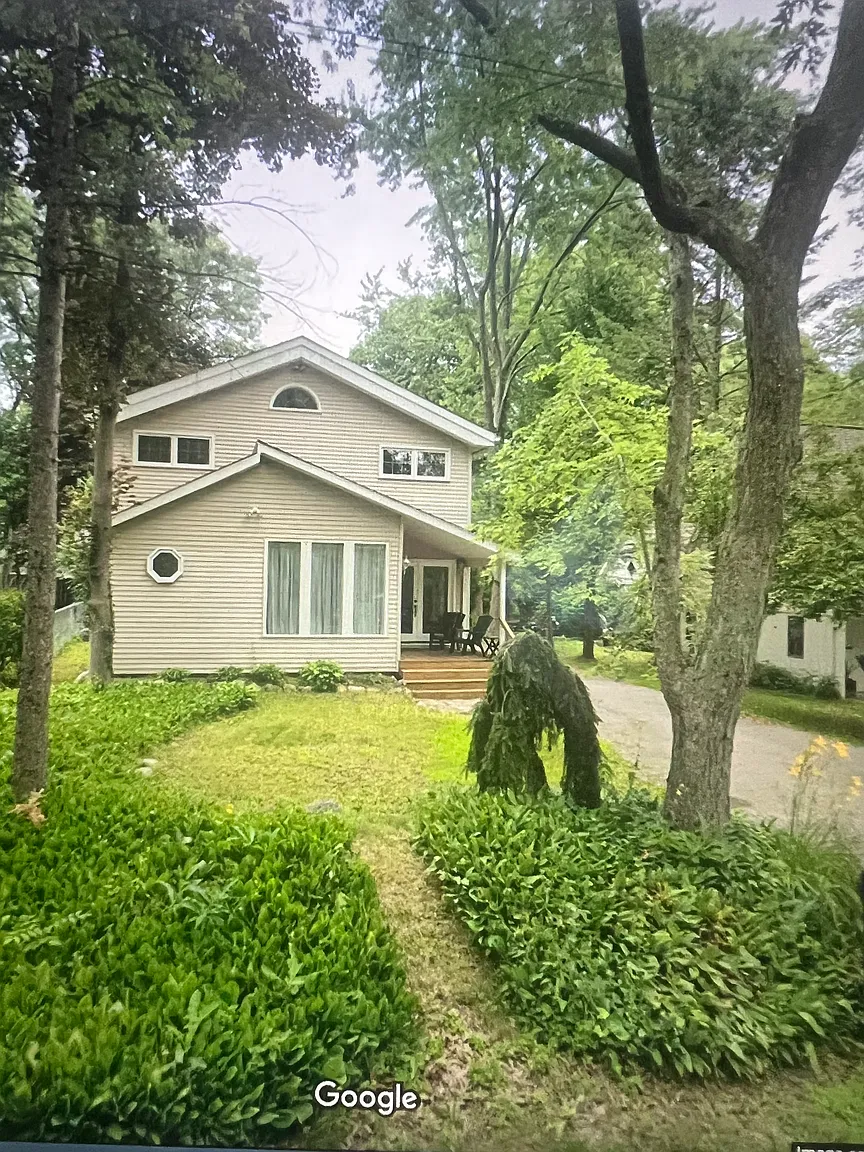 5520 Ideal Pl photo 1
