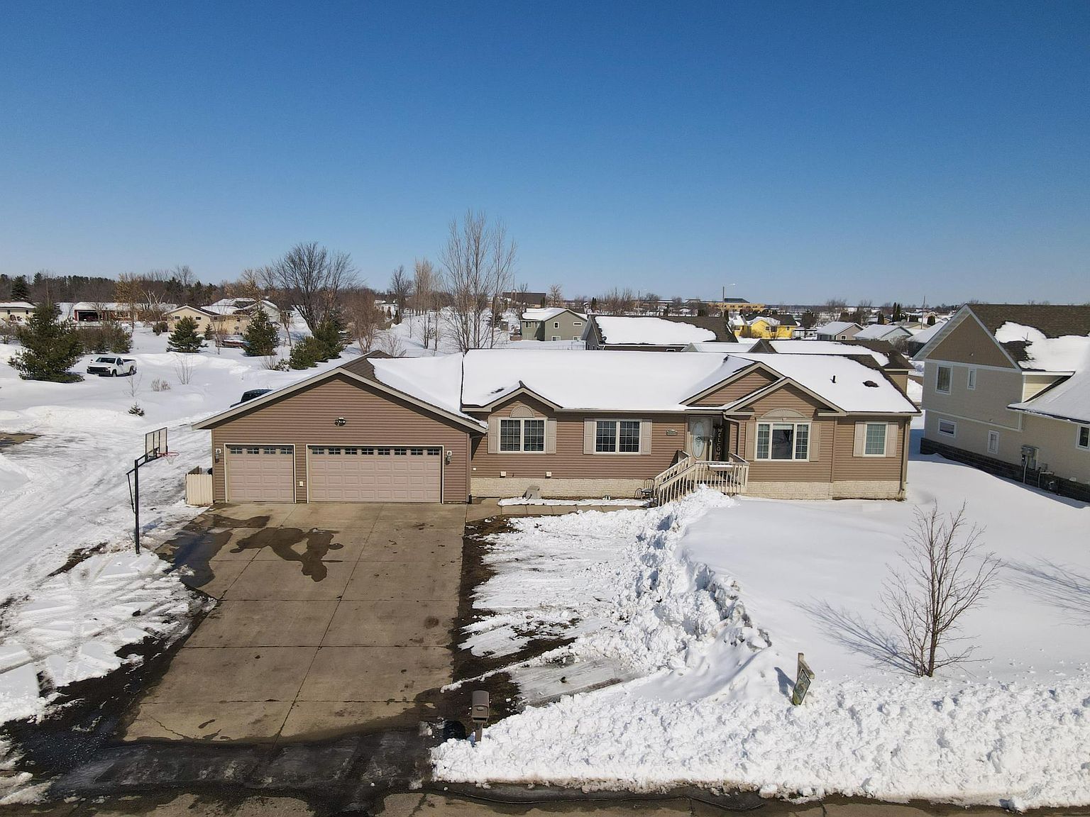 708 Irving Ave SW, Wadena, MN 56482 Zillow
