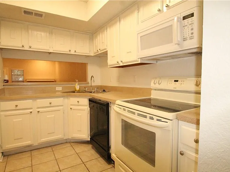 3635 Garden Brook Dr #20300 — Photo 10