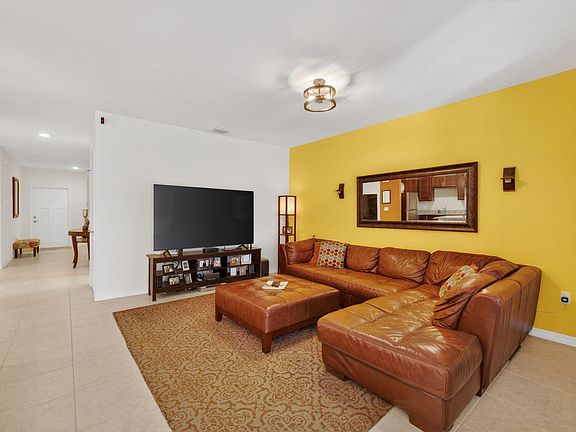 5th image of 5221 Armina Place