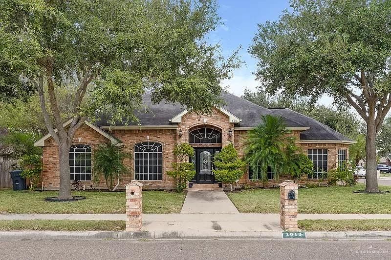 1st image of 1813 Fawn Cir