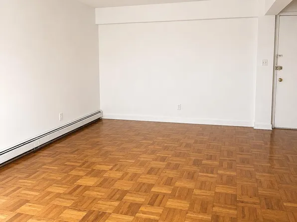 13405 Dahlia Avenue #11-1B, Flushing, NY 11355