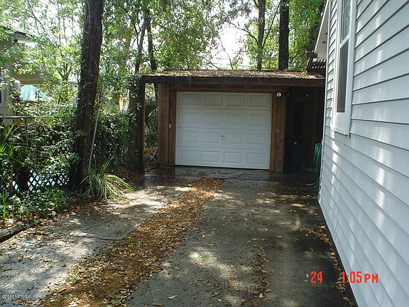 3rd image of 1518 Robinson Ave