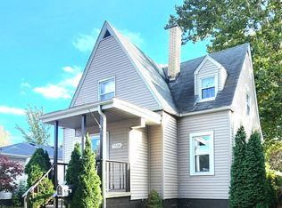 7504 Stanley Ave, Warren, MI 48092