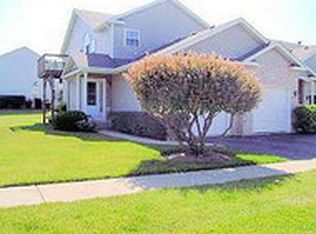 1520 Rhett Pl, Woodstock, IL 60098