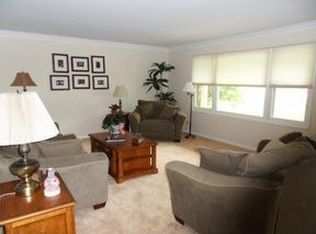 43W054 Thorndon Ridge Dr, Elburn, IL 60119