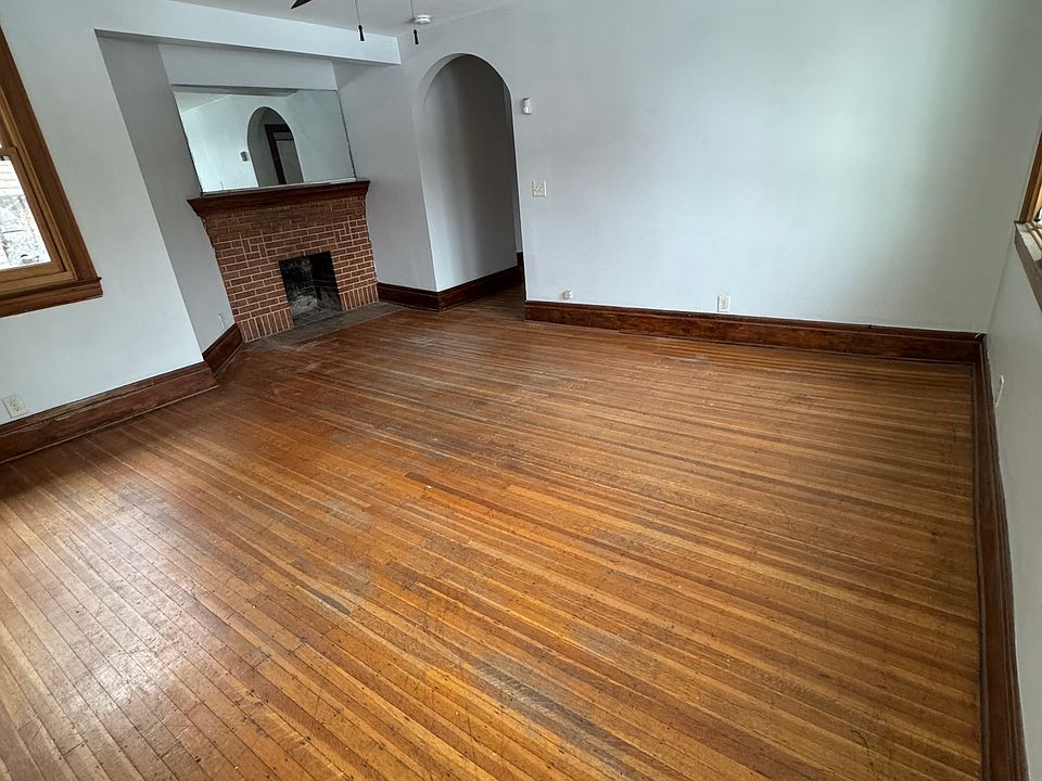 1st image of 123 Bidwell Pkwy APT 2