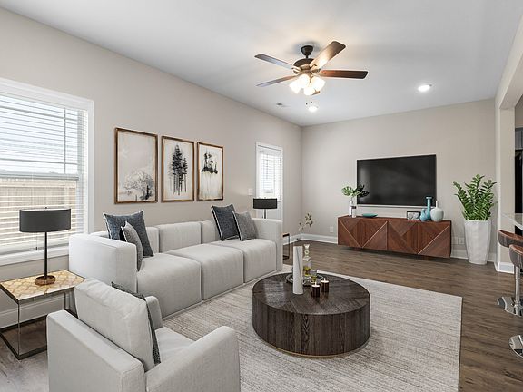 4th image of 363 Fallow Cir