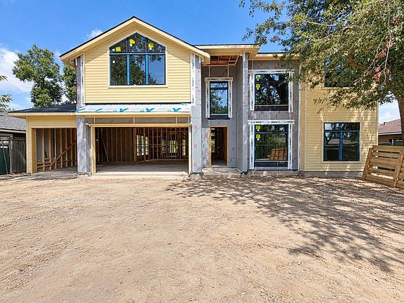 5th image of 8046 Turquoise Ln