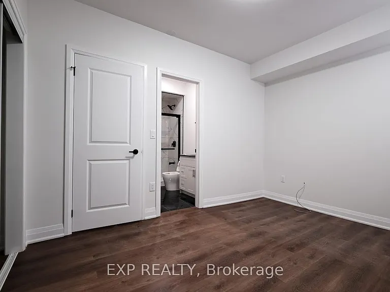 28 Elverton Cres #BASEMENT — Photo 5