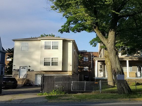 2nd image of 623 Park Ave