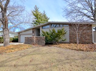 1616 Beechwood Ter, Manhattan, KS 66502