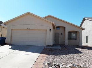 8718 E Chimney Spring Dr, Tucson, AZ 85747