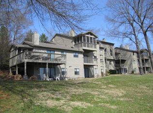 349 Shoreline Marina Cir UNIT 205, Moneta, VA 24121